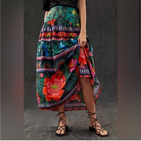 FARM Rio Dresses & Skirts - FARM Rio Nature Beauty midi dress XS